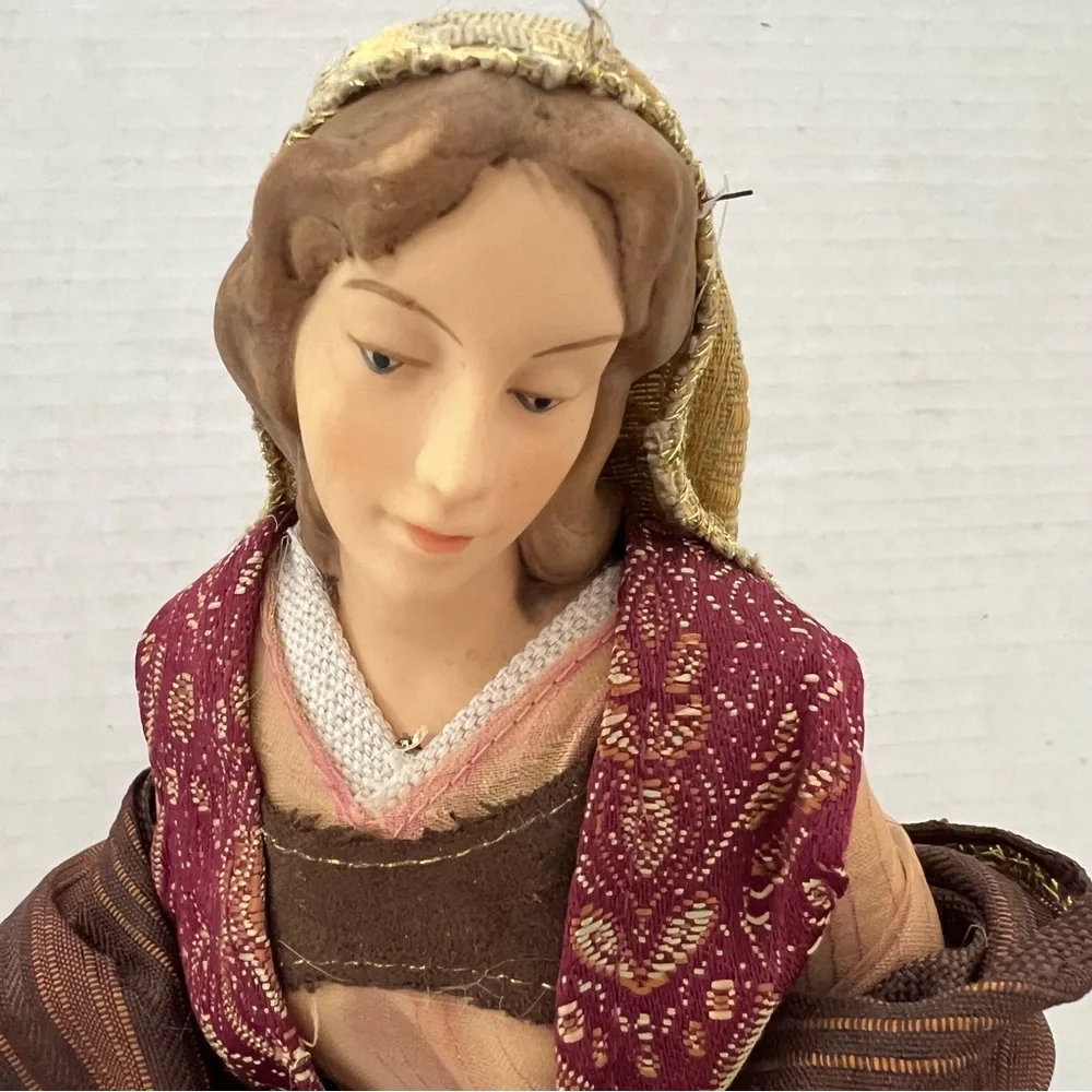 Members Mark Nativity Replacement Mary - Picture 2 of 15